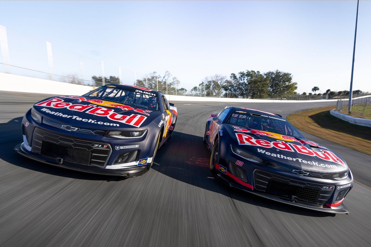 the-return-of-red-bull-and-the-brand's-tumultuous-nascar-journey