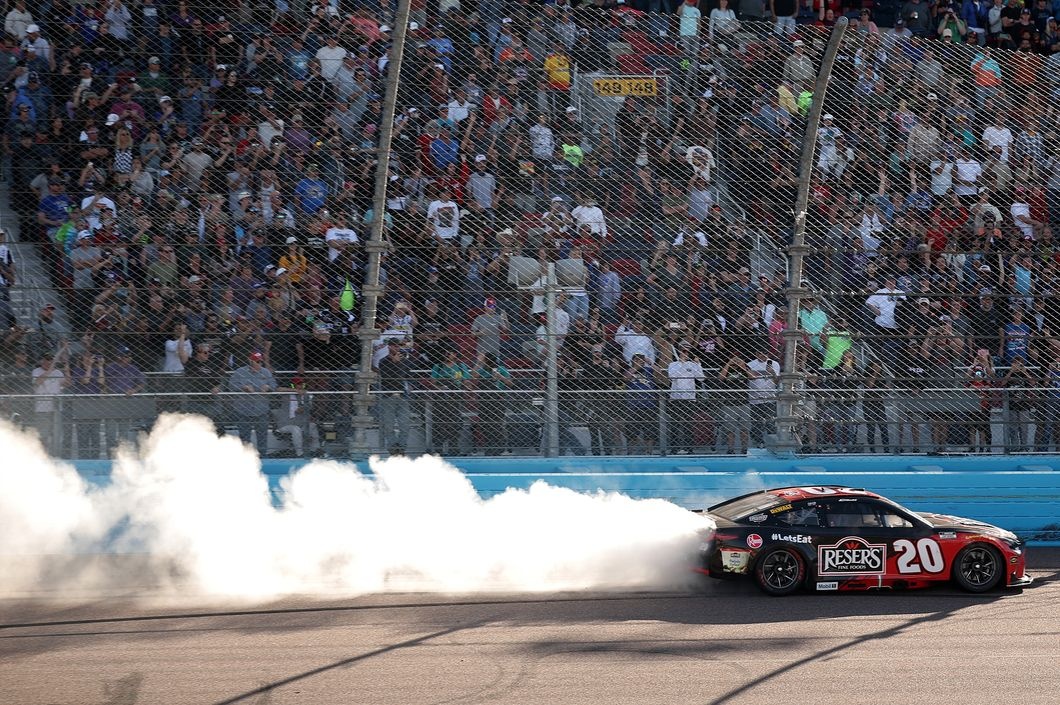 the-winners-and-losers-from-nascar-at-phoenix