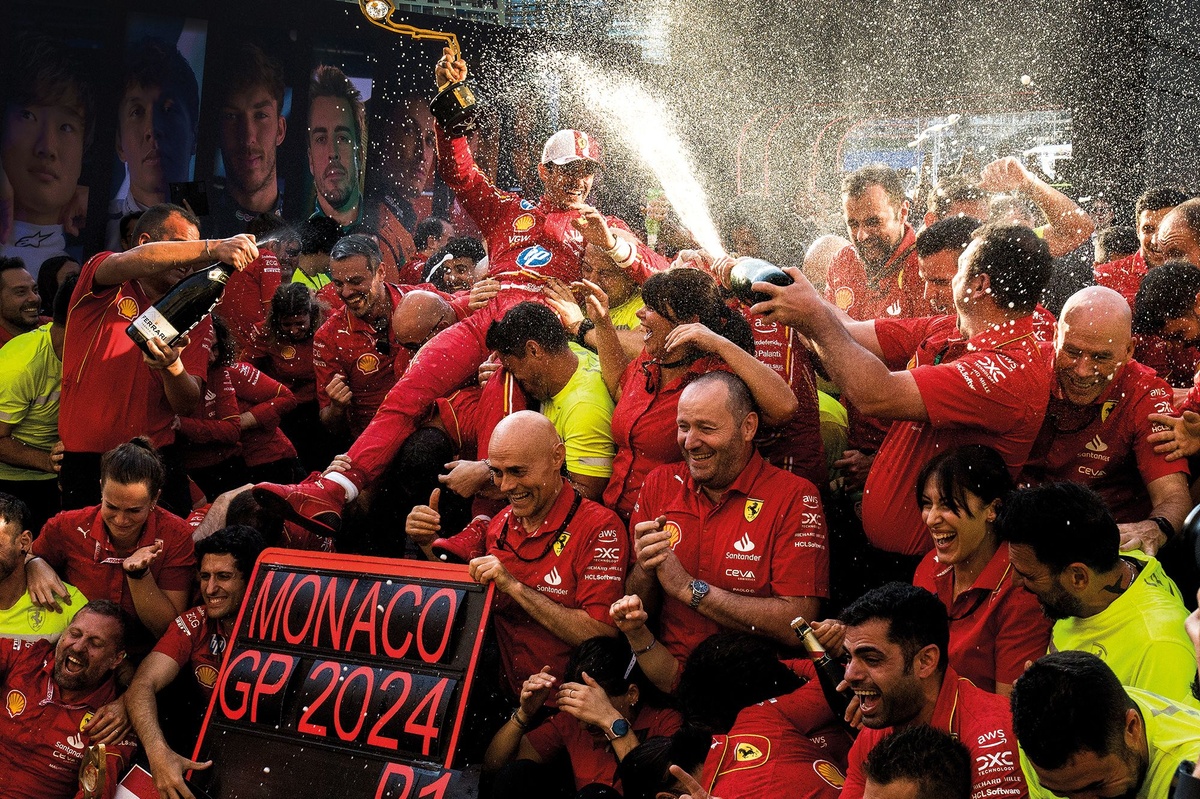 charles-leclerc-needs-a-“good-surprise”-from-ferrari-to-repeat-monaco-f1-fairytale