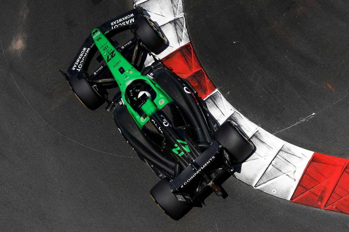 audi-admits-it-won't-have-the-best-f1-engine-in-2026