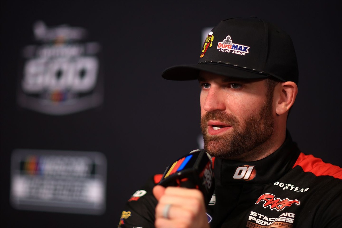 corey-lajoie-regrets-'12-fans'-comment-he-made-about-lower-nascar-divisions
