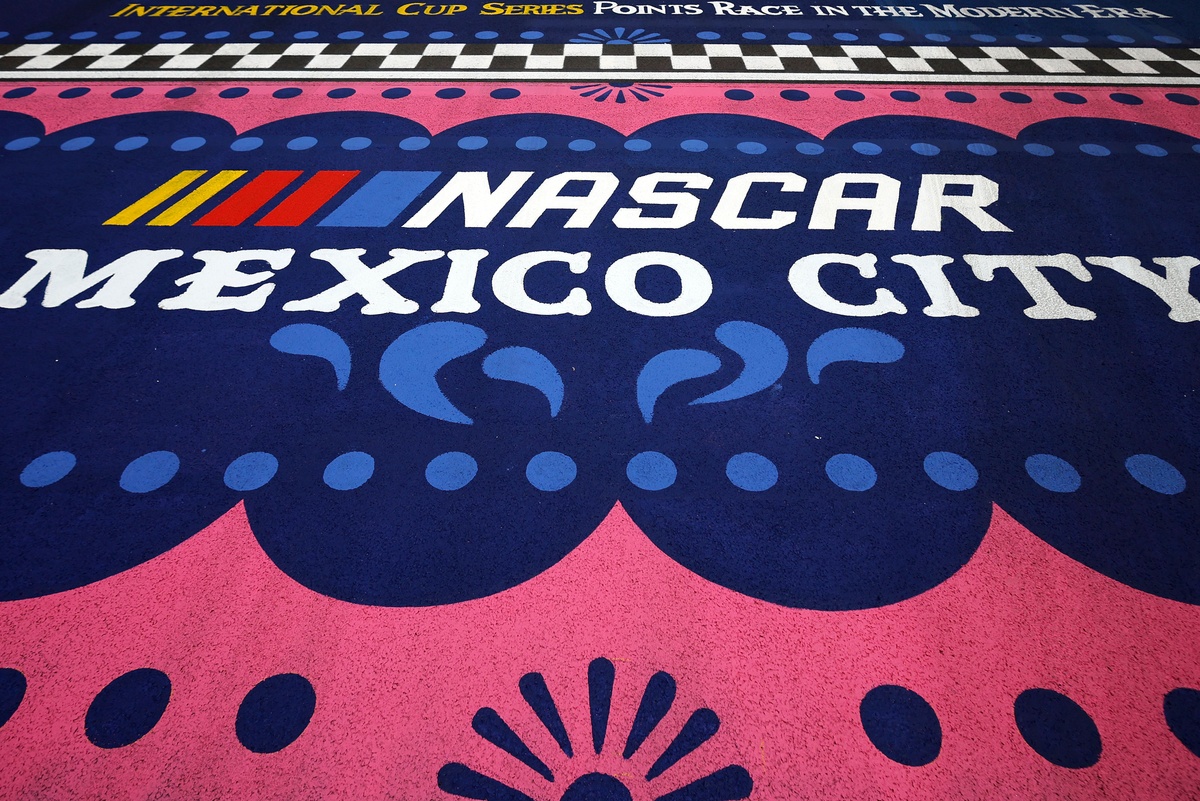 travel-issues-force-nascar-to-change-mexico-schedule-and-delay-practice