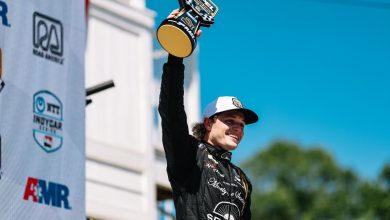 video:-santino-ferrucci-celebrates-indycar-podium-with-beer-from-a-fan