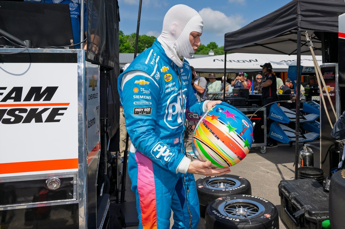 josef-newgarden-crashes-out-of-indycar-mid-ohio-200-on-lap-1,-turn-1