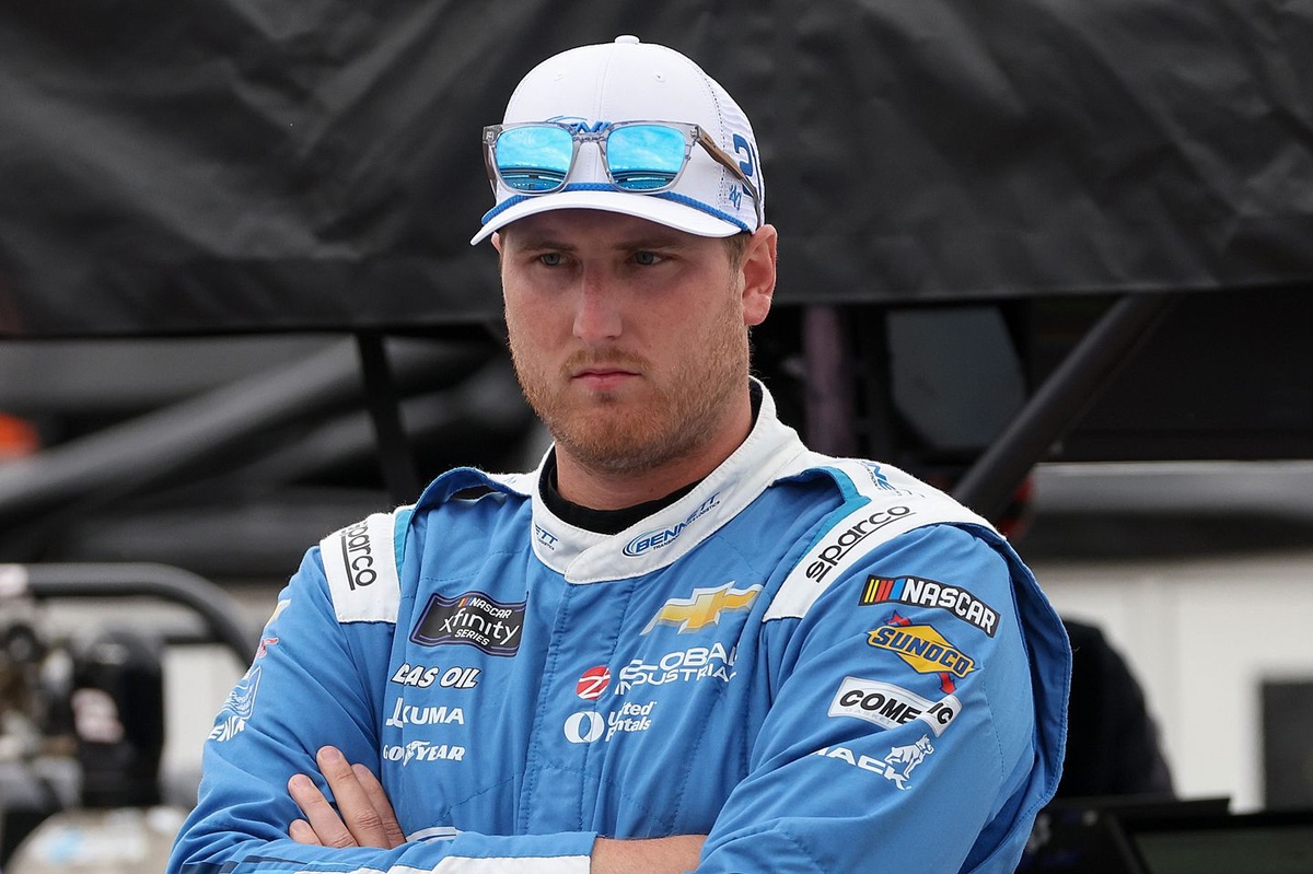 austin-hill-suspended-by-nascar,-stripped-of-all-playoff-points