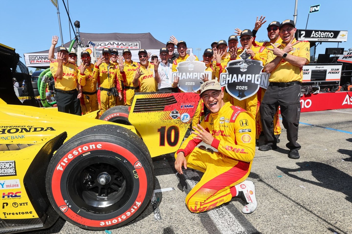 alex-palou-is-2025-indycar-champion-with-portland-podium-finish