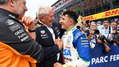 “isack-is-different”-–-is-helmut-marko-hinting-at-2026-red-bull-f1-promotion-for-hadjar?