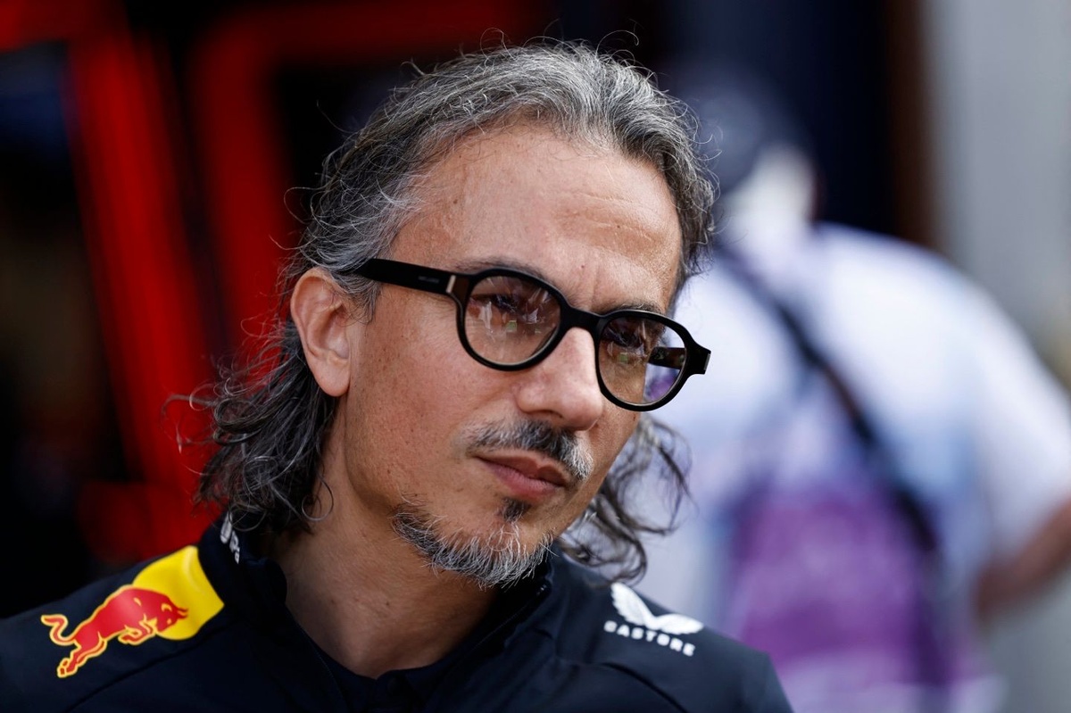 laurent-mekies-admits-red-bull-building-f1-engines-"as-crazy-as-it-gets" 