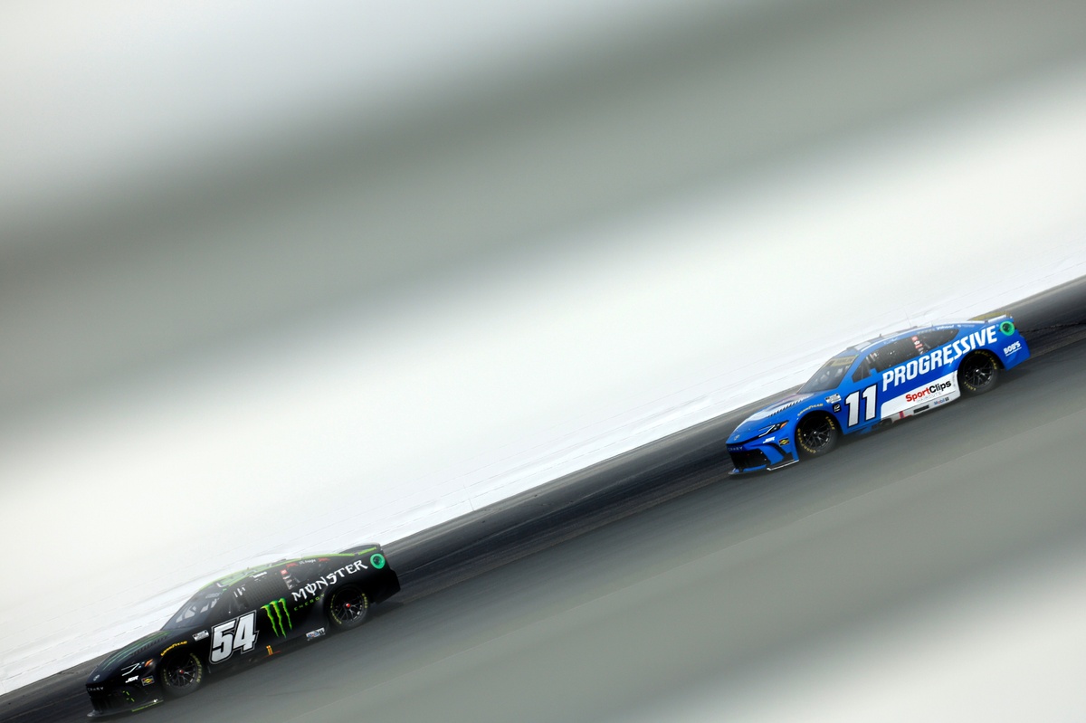 ty-gibbs-shares-kevin-harvick-commentary-about-hamlin-possibly-'derailing'-his-title-hopes