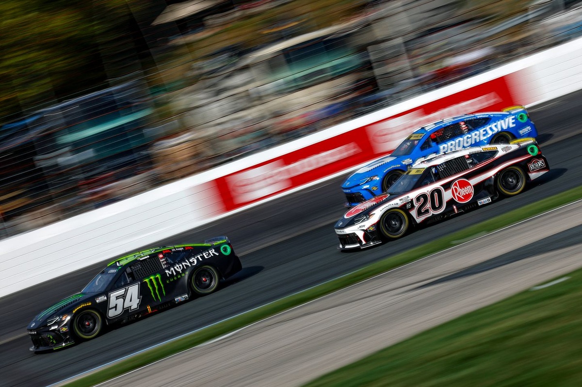 dale-jr-on-ty-gibbs,-denny-hamlin:-why?-why-do-that?