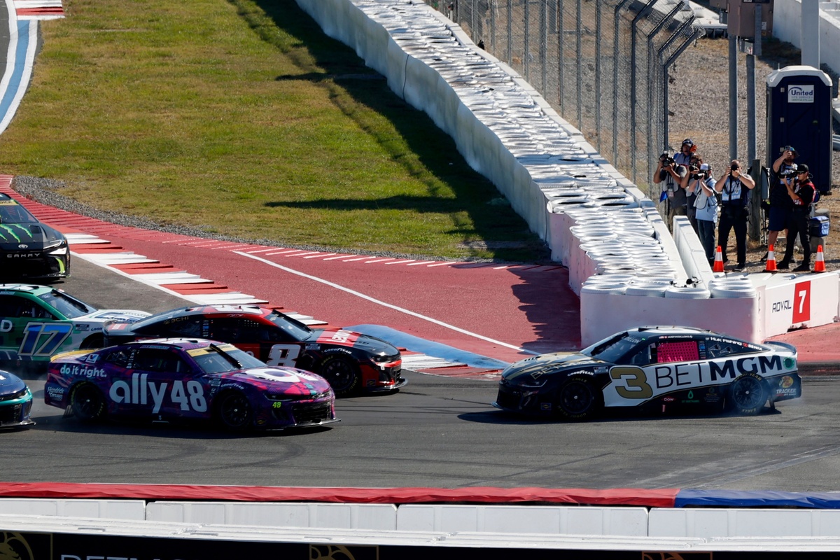 how-to-watch-nascar's-2025-playoff-race-at-charlotte-roval-on-tv