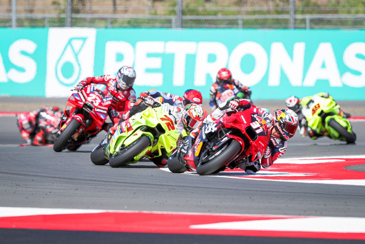 2025-motogp-indonesian-grand-prix-–-how-to-watch,-session-times-&-more