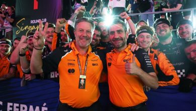 zak-brown-plays-down-dynasty-talk-as-mclaren-targets-week-to-week-execution