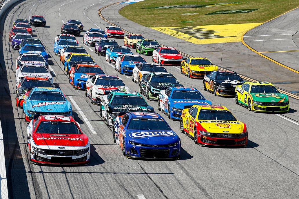 how-to-watch-2025-nascar-tripleheader-at-talladega-live-on-tv